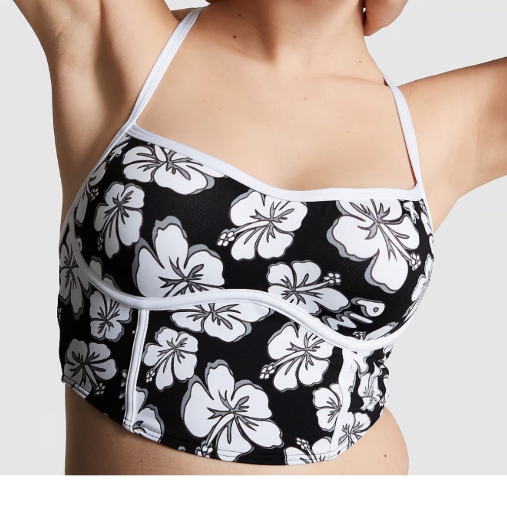Victoria Secret ultimate push up corset bra NWT 🖤🤍🖤🤍❣️❣️